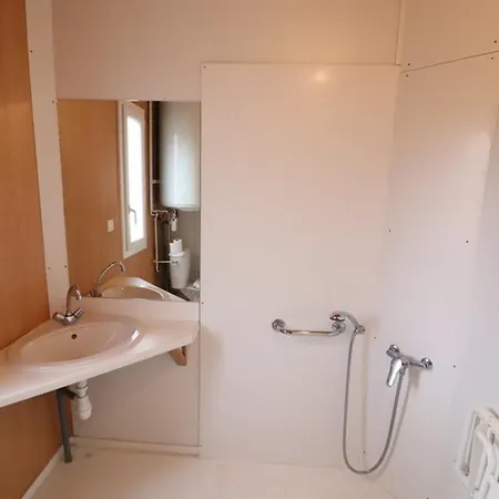 Holiday home Cosy 4 Pers A - Terrasse, Proche Centre, Tv, Animaux Ok - Fr-1-742-434